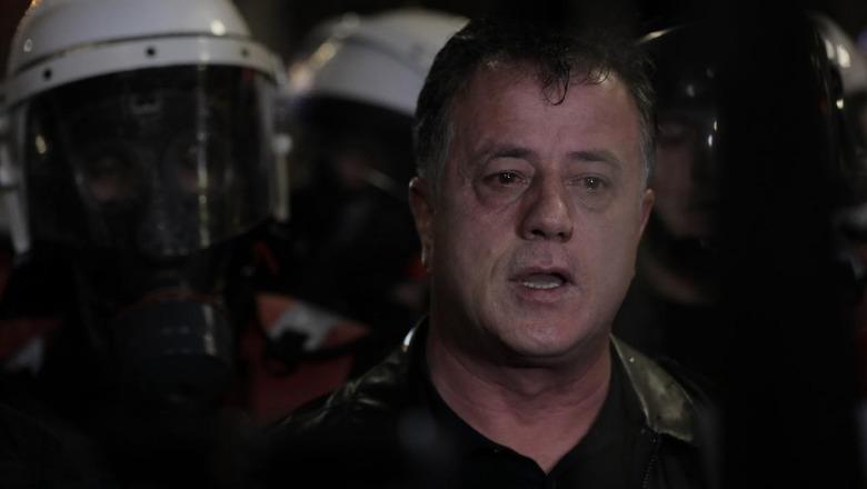 Flamur Noka kërcënon nga protesta kryepolicin Hita dhe drejtues të tjerë të ‘Bluve’: Do konsideroheni si anëtarë organizate kriminale