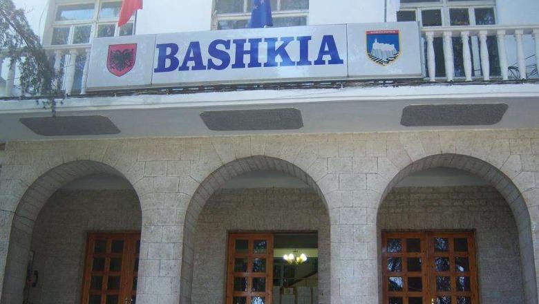 Punonjësit dhe Kryetari i infektuar me HIV/AIDS? Bashkia e Gjirokastrës mohon lajmet: Po synojnë të na dëmtojnë figurën!