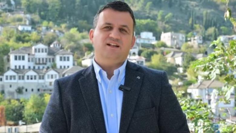 Kryebashkiaku dhe 18 punonjës të infektuar me HIV/AIDS? Bashkia e Gjirokastrës: Sajesë, policia të nisë hetimet për nxitësit e këtij lajmi të rremë
