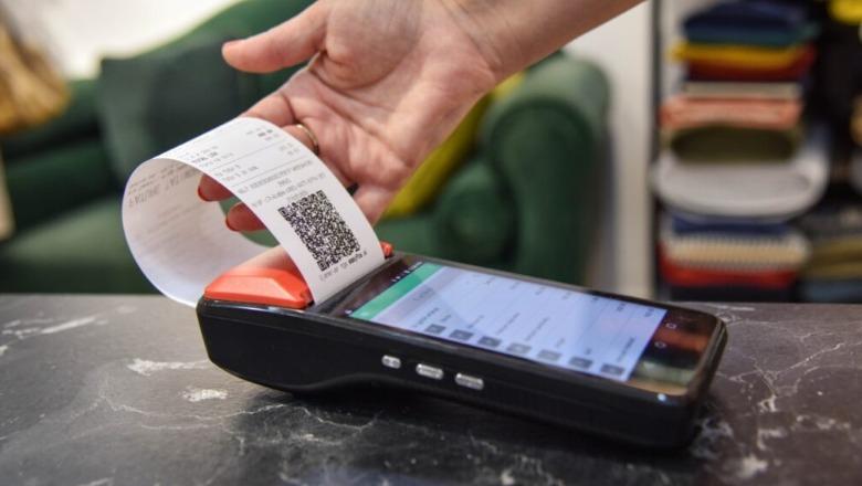 Tenderi i fiskalizimit thyen rekord për ankimime, përfundon sërish në KPP, shkak vlerësimi