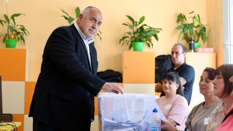 Zgjedhjet në Bullgari, Borisov voton dhe paralajmëron bllokim: Nuk shoh asnjë mundësi për qeveri pas zgjedhjeve