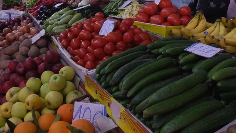 Marsi i shtrenjtë, çmimet e perimeve në stratosferë! Domatet 29% më shumë se në shkurt, kurse kurburanti u shtrenjtua deri 16%