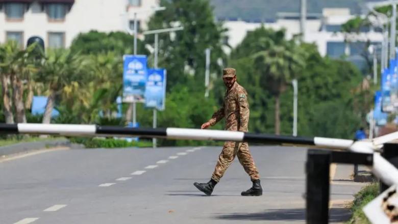 Khamenei i jep dritën jeshile negociatave SHBA-Iran! Trump: Ushtria është gati në rast dështimi! Pakistani: Zgjatni armëpushimin