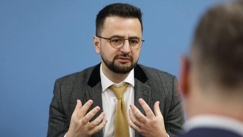 40 mijë lekë bonus për banorët e prekur nga zjarri te ‘Arlis’, Avokati i Popullit: Tregon përgjegjshmëri institucionale