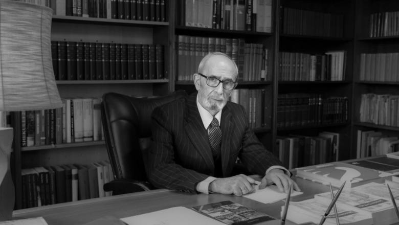 Shuhet në moshën 89-vjeçare akademiku Rexhep Qosja