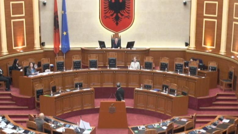 Krijimi i Agjencisë Arsimore, Boçi bllokon foltoren pas fjalës së Kumbaros! Peleshi: S’di për çfarë e do fjalën dhe e kërkon nga unë?