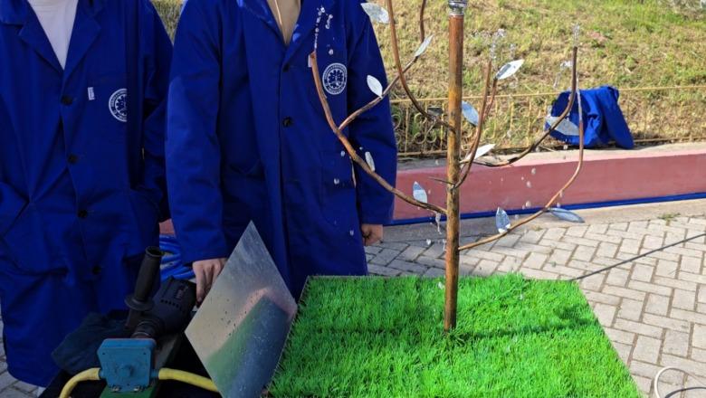Panairi i aftësive në Durrës, nxënësit e shkollës profesionale 'Beqir Çela; surprizojnë me projekte inovative