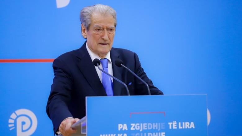 ‘Po zvogëlohemi’, Berisha njofton protestën e radhës pas kritikave të demokratëve: Të lëmë mënjanë pakënaqësitë