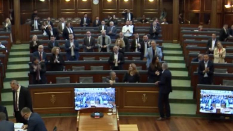 Deputetët në Kuvendin e Kosovës mirëpresin me duartrokitje dënimin me burg përjetë për 2 nga të akuzuarit për sulmin në Banjskë