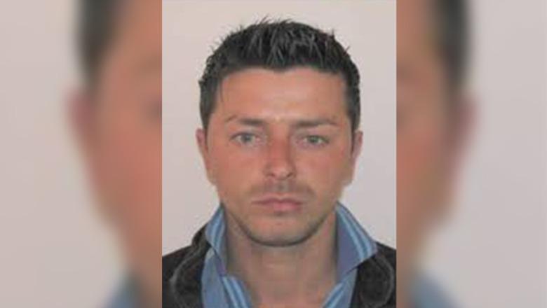 I dënuari me burgim të përjetshëm Miklovan Parubi transferohet nga burgu i Peqinit te i Burrelit, burime për Report Tv: Kishte informacione se po përgatitej një ngjarje kriminale