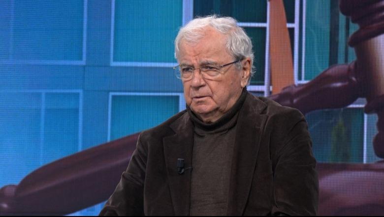 Seancat gjyqësore ‘live’? Ngjela: Aty ka sekrete hetimore ndaj nuk lejohen! Kafazi i qelqtë për arsye sigurie që i pandehuri mos të arratiset