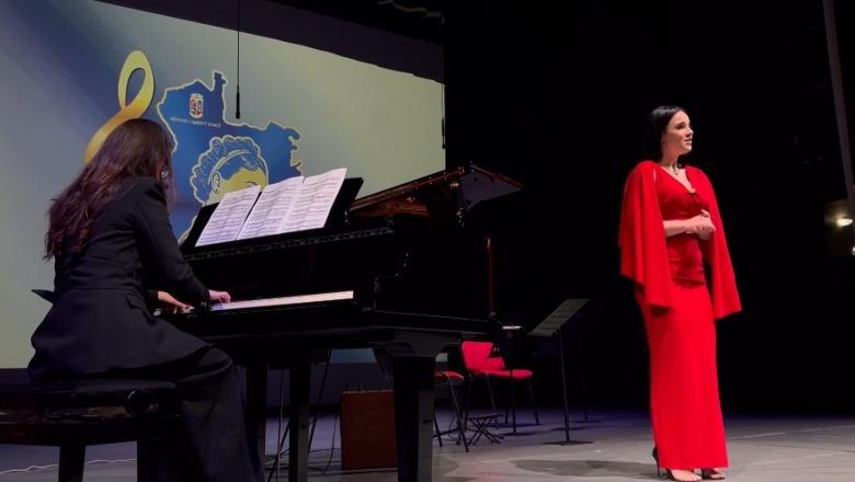 Rikthehet pas 40 vitesh festivali lirik në Korçë! Të rinj nga gjithë vendi performojnë arie operistike, romanca dhe këngë tradicionale shqiptare