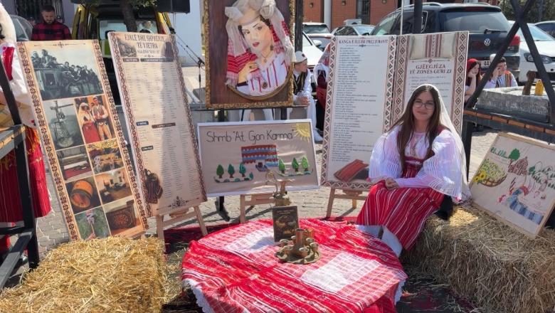 Lezha mirëpret panairin “Mençuria Popullore”, të rinjtë promovojnë trashëgiminë