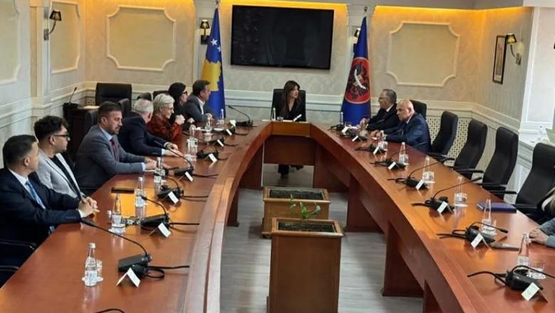 Ngërçi për presidentin në Kosovë/ Albulena Haxhiu shpall 7 qershorin si datë për zgjedhjet e parakohshme