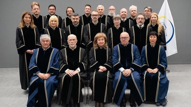 Cenim i drejtësisë/ Raporti britanik për gjyqin ndaj krerëve të UÇK-së: Gjyqtarët si prokurorë të dytë