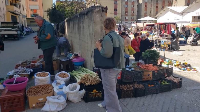 Berat/ Rritja e çmimit të karburantit sjell rritje të çmimeve të produkteve të shportës! Pensionistët, shtresa më në vështirësi