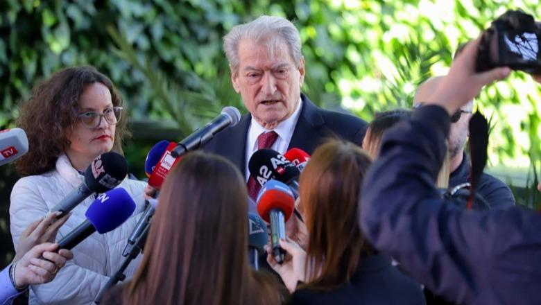 Berisha paraqitet në SPAK: Apartamenti i Dumanit në zonë elitare, e porositi në 2006 dhe thotë se nisi të banonte në 2004! Irena Gjoka ka profesion ndërrimin e pasaportave