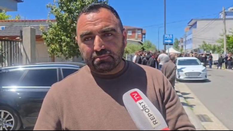 'Jemi të gjithë fajtorë', banori reagon me dhimbje pas tragjedisë së Durrësit: Nëse s’ndryshojmë, do ndodhë sërish