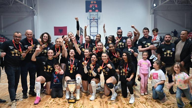Pogradeci shkruan historinë, shpallet kampion i Shqipërisë në volejboll për vajza! Tripletë për liqenoret