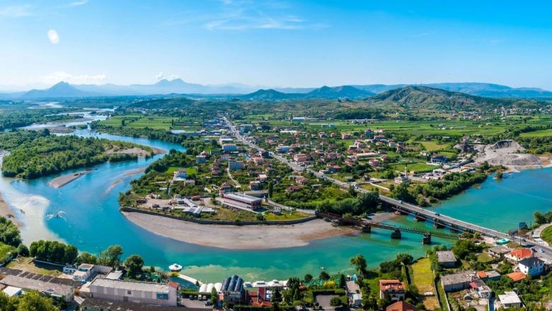 Shkodra në gatishmëri për sezonin turistik, Prefektja Duda mbledh Komitetin e Turizmit