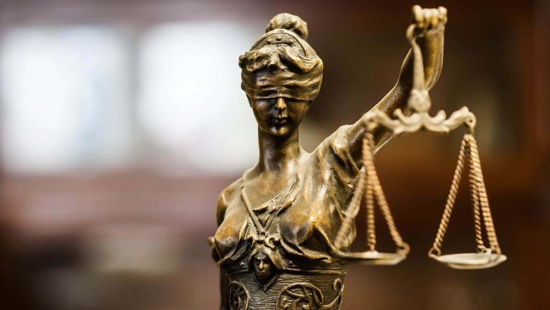 Një vendim që i vendos kufij automatizmit të arrestit në burg