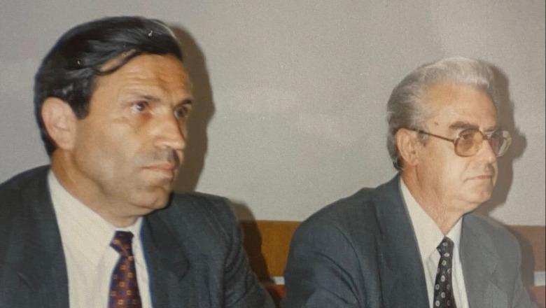 Shuhet 'Profesori' i Partisë Socialiste, Namik Dokle ndan kujtimet për Servet Pëllumbin: Na dha mençuri dhe kurajo