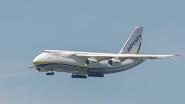 Një avion ‘Antonov An-124’ ulet në Aeroportin e Prishtinës, dyshohet se ka sjellë pajisje ushtarake për KFOR
