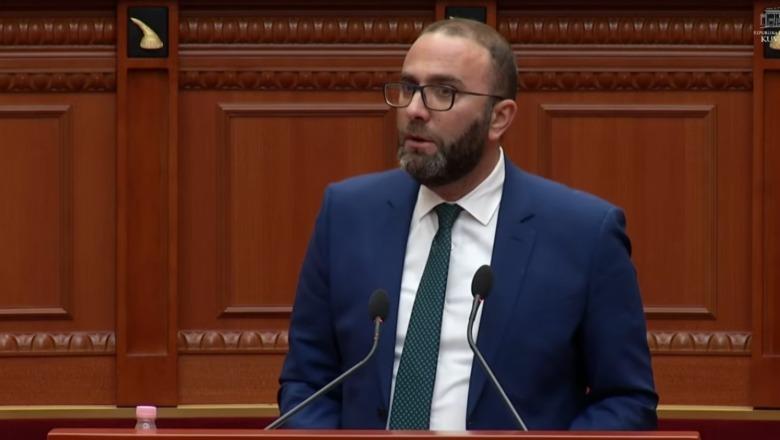 Bardhi drejtuar Ballës: Avokati i popullit u zgjodh në zyrën tënde