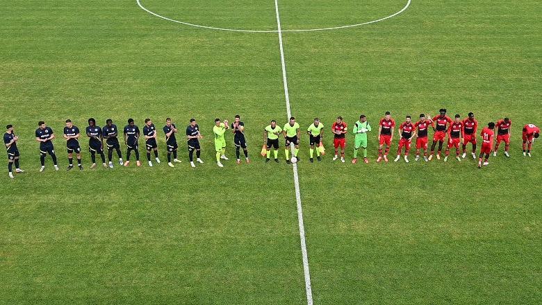 Kategoria e Parë/ Kastrioti hap portën, i fal fitoren 3-0 Pogradecit! Liqenorët përballen në finalen play-off kundër Besës