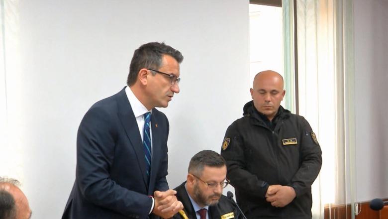 Seanca ndaj Dados/ Veliaj: Procesi i ngritur në errësirë, e di gjithë Shqipëria që Dado nuk është prokuror