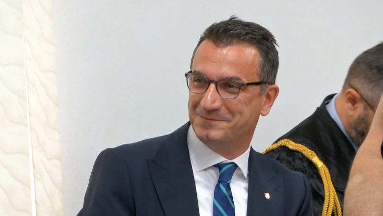 Padia ndaj Dados/ Veliaj: Qytetari mund t’i japë drejtësisë shpatën e pushtetit, por s’mund të pyesë kush e përdor kundër tij?