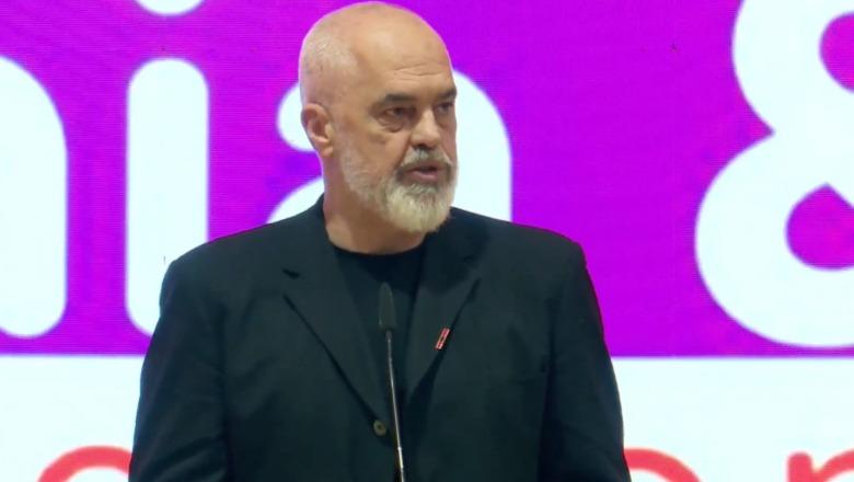 Rama ‘thumbon’ Berishën nga Elbasani: Burrat shqiptarë janë humbësa të këqinj, nuk e pranojnë kurrë që e kanë merituar rezultatin në një garë