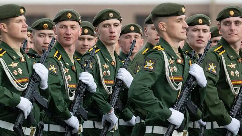 Trump njofton arritjen e armëpushimit 3 ditor mes Rusisë dhe Ukrainës! Festime në Moskë për Ditën e Fitores, paradë pa delegacione dhe armë