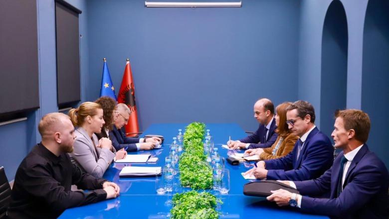Franca asiston Shqipërinë për rikuperimin dhe administrimin e aseteve të krimit të organizuar
