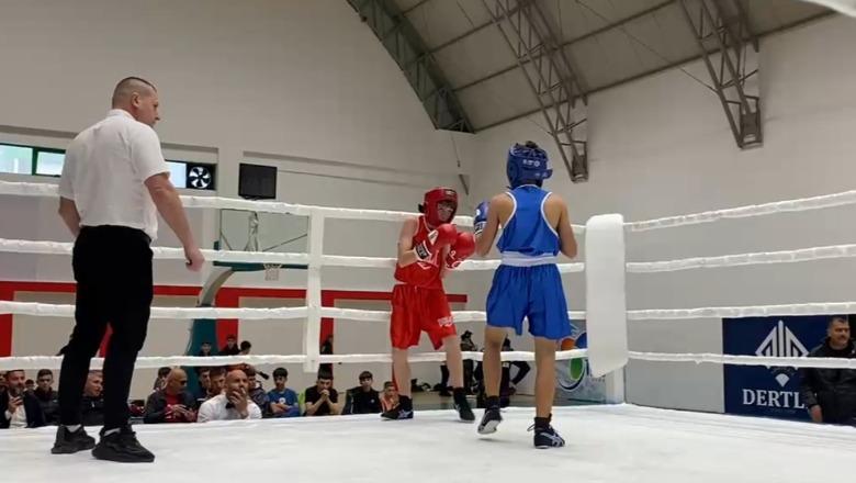 Kampionati Kombëtar i 13-ë i Boksit për të rinjtë, përfundon kompeticioni në Fier! Apollonia shpallet ekipi fitues