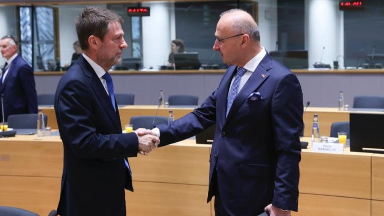 Ministri Hoxha në Bruksel: Zgjerimi i BE jetik për Shqipërinë, normalizimi i raporteve Kosovë-Serbi, jo një slogan bosh