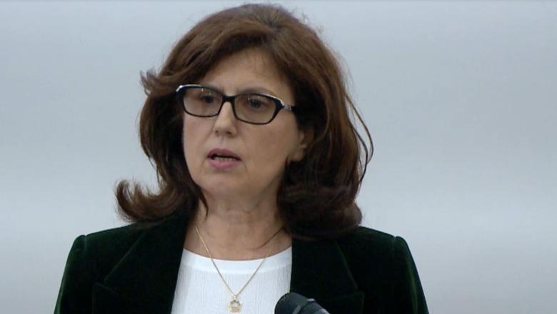 Mbahet në Universitetin e Korçës, aktiviteti në kuadër të prezantimit të ‘Fjalorit të Madh të Gjuhës Shqipe’