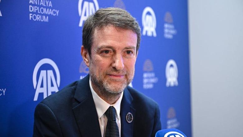 Kampet e emigrantëve në Shqipëri, Ferit Hoxha lajmëron fundin e marrëveshjes me Italinë: Nuk zgjatet përtej vitit 2030, deri atëherë do të jemi në BE