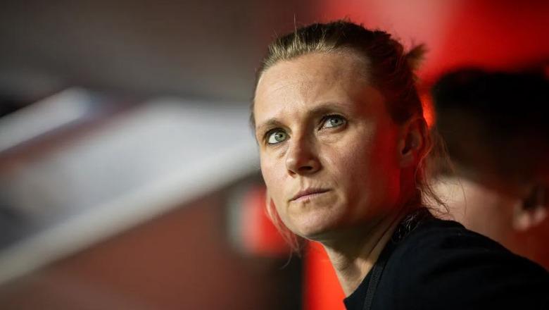 E para drejtoreshë sportive në historinë e Bundesligës, Hamburgu i beson 'gruas së hekurt' Kathleen Kruger