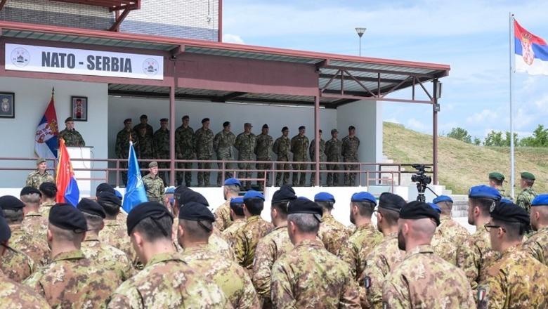 Për herë të parë në histori, NATO dhe ushtria e Serbisë kryejnë stërvitje të përbashkëta! Marrin pjesë edhe vëzhgues ndërkombëtarë