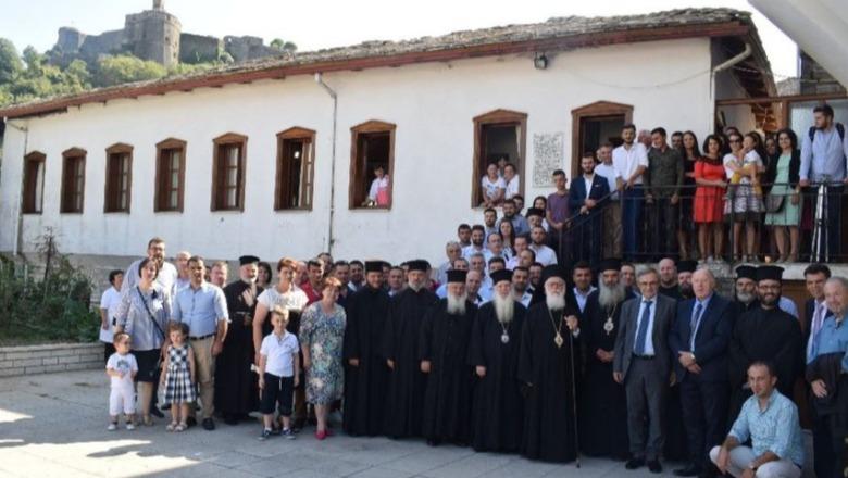Qeveria ia pezullon lejen shkollës fetare në Gjirokastër, ja çfarë do të ndodhë me nxënësit