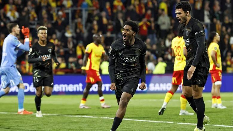 GOLAT/ PSG shpallet kampion i Francës për herë të pestë radhazi, siguron trofeun e 14-të në Ligue 1! Mposhtën 0-2 rivalët e Lensit