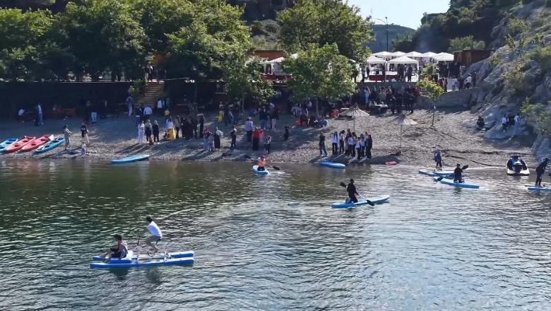 Vendi ku ndërthuret natyra me historinë, Vau i Dejës hap sezonin me ofertë turistike unike