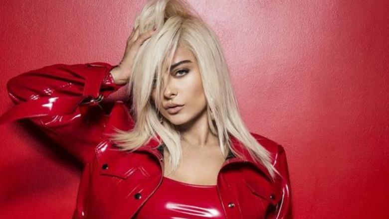 Studentët shqiptarë në Maqedoninë e Veriut protestojnë për gjuhën shqipe, i mbështet edhe Bebe Rexha : Shqipja është pjesë e identitetit tonë