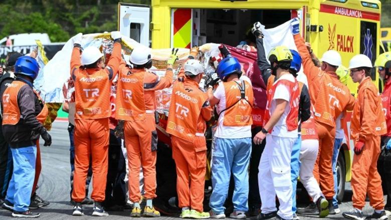 VIDEO/ Aksident i frikshëm në MotoGP, Alex Marquez përplaset me Acostan dhe rrotullohet në ajër! Transportohet në spital me helikopter, ekipi: I vetëdijshëm