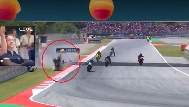 VIDEO/ Aksident i frikshëm në MotoGP, Alex Marquez përplaset me Acostan dhe rrotullohet në ajër! Transportohet në spital me helikopter, ekipi: I vetëdijshëm