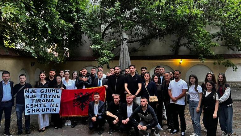 Protesta për gjuhën shqipe në Maqedoninë e Veriut,  pas ndalimit të studentëve në Shkup reagon ambasadori i Shqipërisë, Meidani: Kërkesa për dinjitet nuk është kërcënim