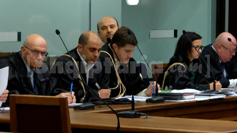 Pritej të dëshmonte ish-ministri Pango, zvarritet gjyqi për aferën Partizani! Mungon avokati i Bektashit, seanca shtyhet më 8 qershor! Thirren edhe 4 dëshmitarë të tjerë