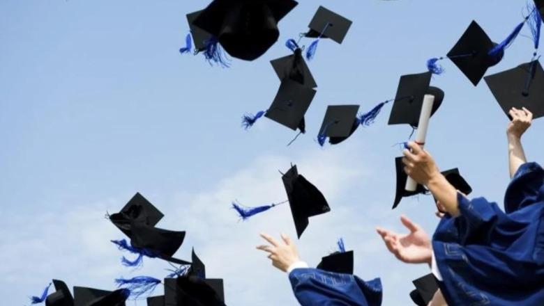 2024-2025/ Bie numri i të diplomuarve në arsimin parauniversitar me 1.5%, rriten në arsimin e lartë