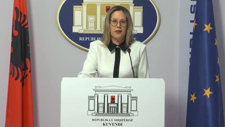 Deputetja Aliolli ngre alarmin për krizën demografike dhe emigracionin masiv: Vendi po zbrazet çdo ditë dhe të rinjtë s’po kthehen më